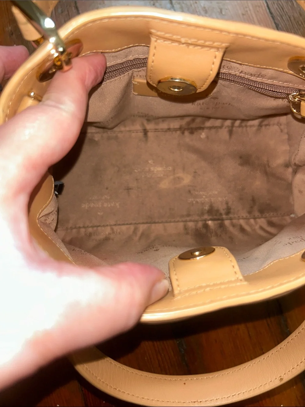 Kate Spade New York Small Carey Sullivan